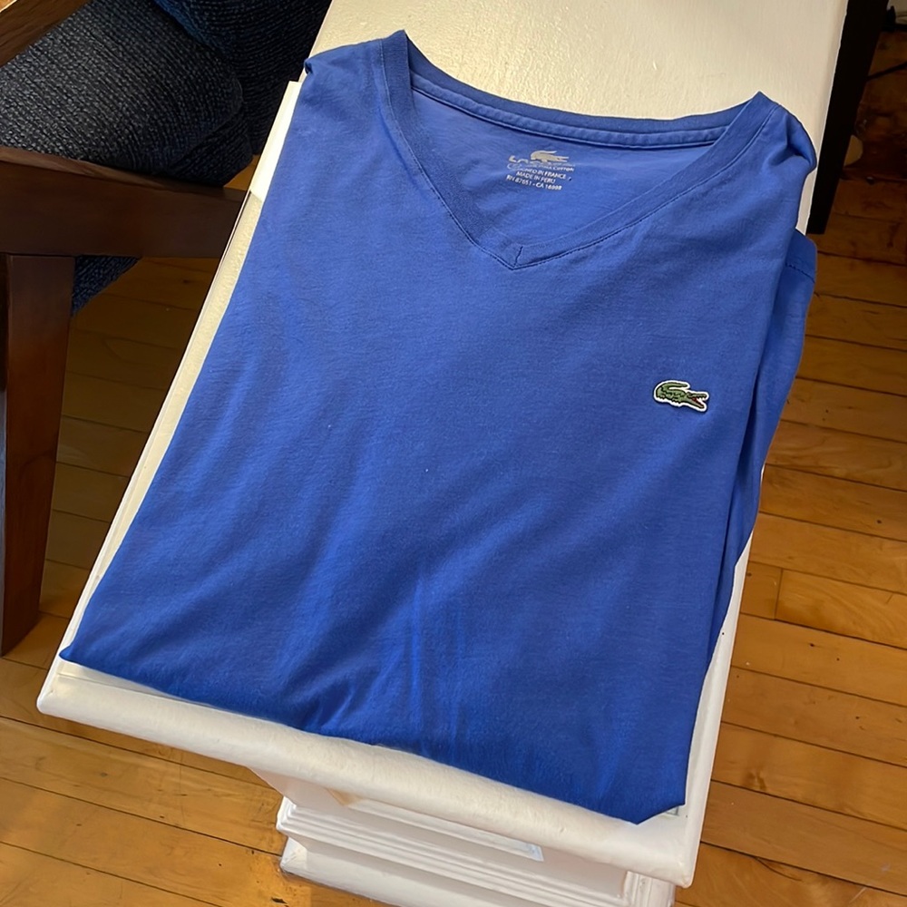 Lacoste mens short sleeve v neck tshirt size 7